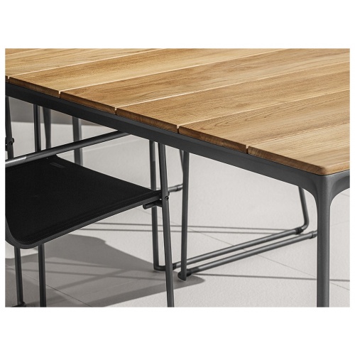 chaplins-gloster-carver-teak-lifestyle-2