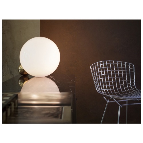 chaplins-flos-flos-copycat-table-lamp-lifestyle-4