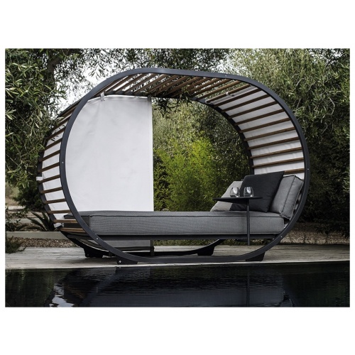 chaplins-gloster-cradle-daybed