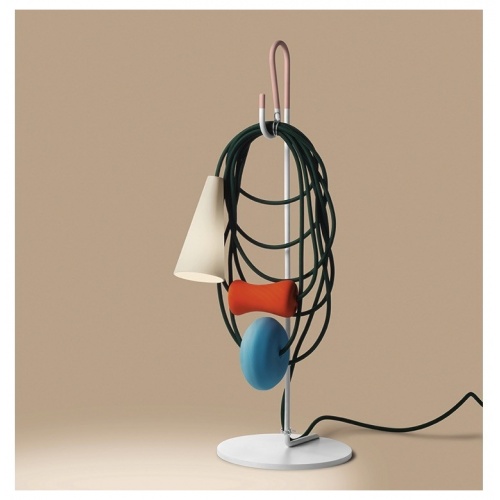 chaplins-foscarini-filo-table-lamp-3