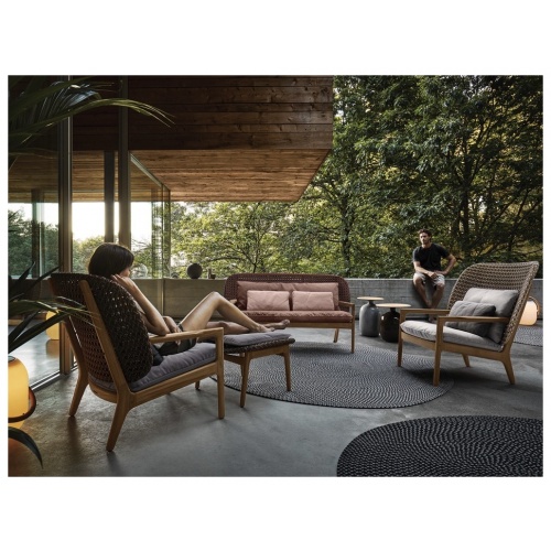 chaplins-gloster-kay-sofa-lifestyle-2_2