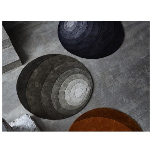 chaplins-verpan-luna-rug-lifestyle-2