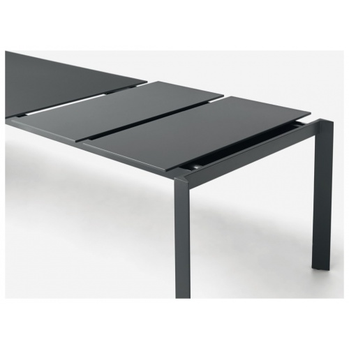 Menu Extendable Dining Table 5