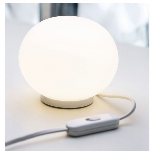 chaplins-flos-mini-glo-ball-table-lamp-4