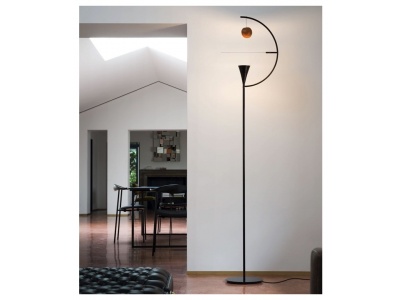 Newton Floor Lamp