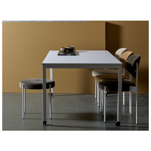 series-430-stool-black-and-white-frame-2