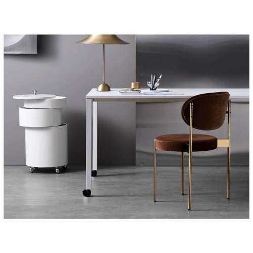 chaplins-verpan-series-430-chair-brass-lifestyle-2