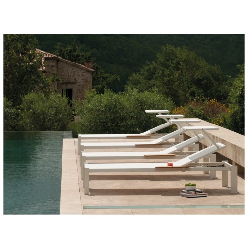 chaplins-emu-shine-lifestyle-7