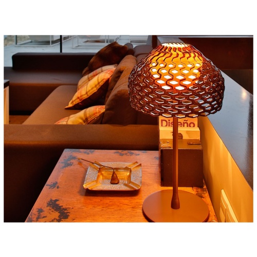 chaplins-tatou-table-lamp-7