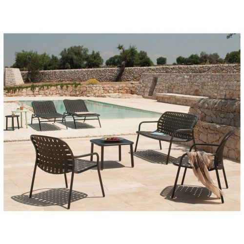 chaplins-emu-yard-lifestyle-2_1