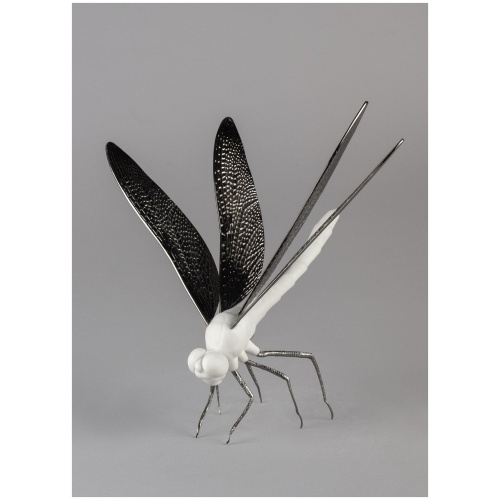 Dragon-fly Figurine. Matte White 7