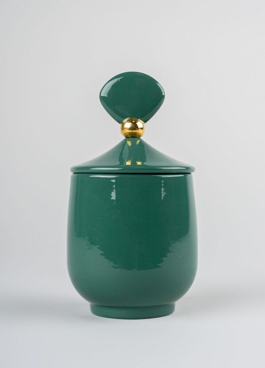 Lynx candle Luxurious animals. Redwood fire Scent 10 Lynx candle Luxurious animals. Redwood fire Scent 10