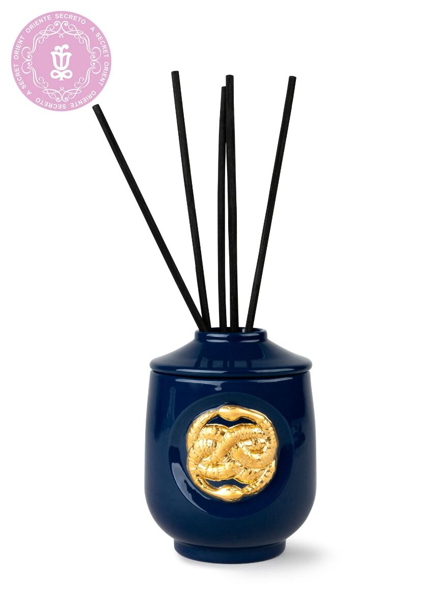 Snake Perfume diffuser Luxurious animals. A Secret Orient Scent 3 Snake Perfume diffuser Luxurious animals. A Secret Orient Scent 3