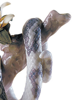The Snake Figurine 8 The Snake Figurine 8