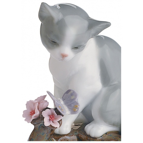 Blossoms for The Kitten Cat Figurine 5