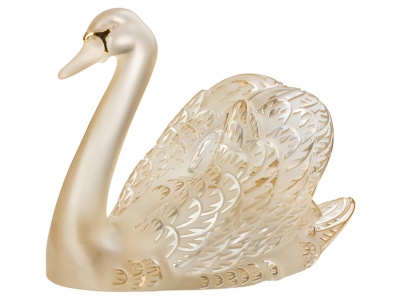 Swan head up sculpture