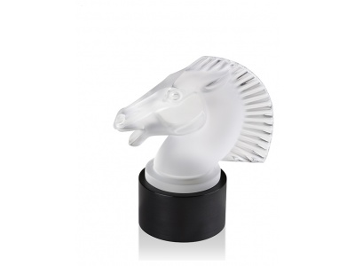 Longchamp lighted horse sculpture