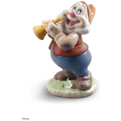 Happy Snow White Dwarf Figurine 5