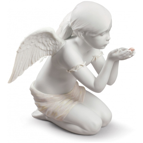 A Fantasy Breath Angel Figurine 9