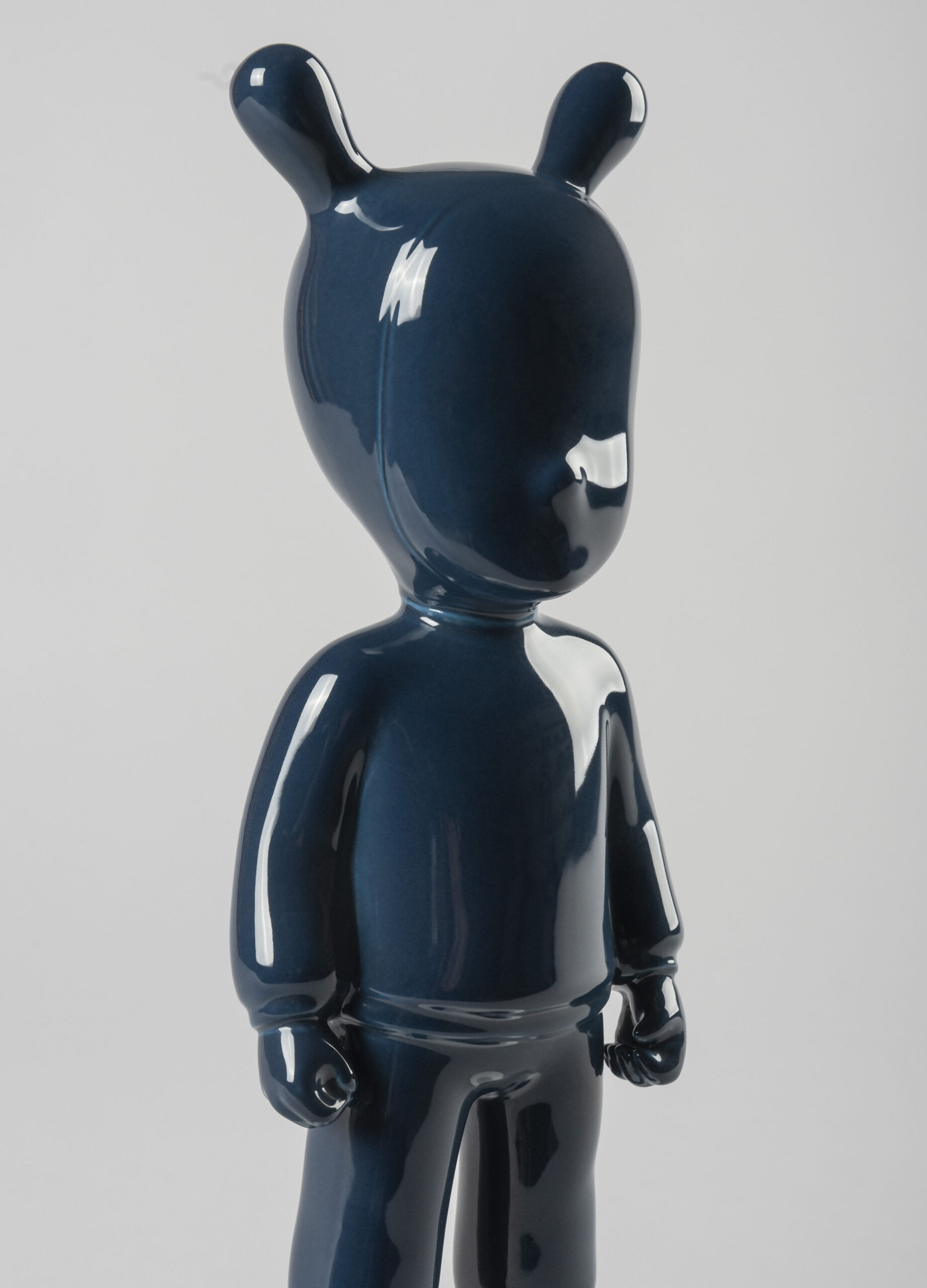 The Dark Blue Guest Figurine. Small Model 7 The Dark Blue Guest Figurine. Small Model 7