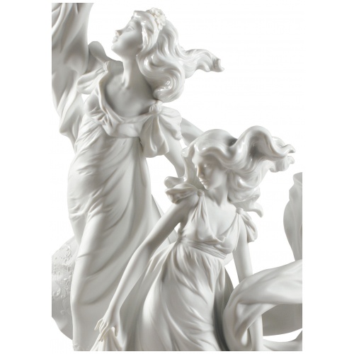 Allegory of Liberty Woman Figurine. White 5