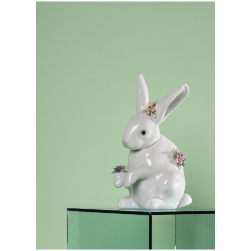 Attentive Bunny Figurine 8