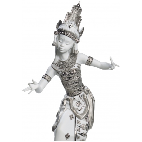 Bali Dancer Figurine. Silver Lustre 5