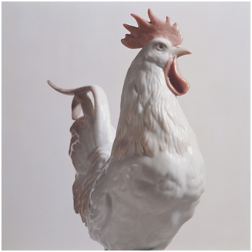 The Rooster Figurine 5