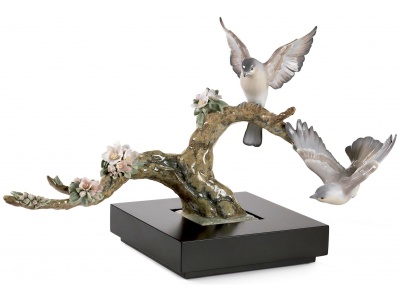 Forest Song Birds Sculpture