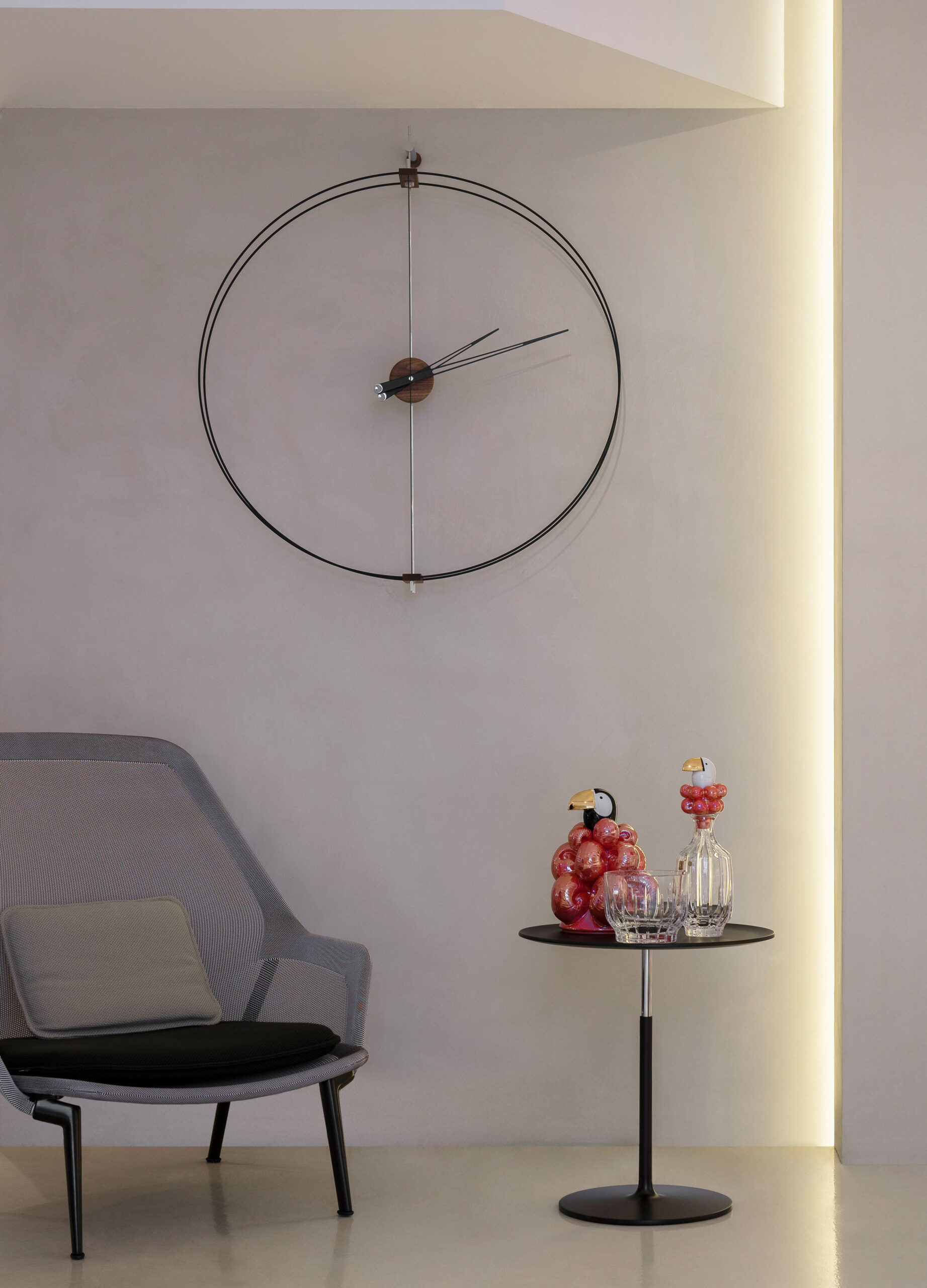 Toucan Glass Bottle. Golden Luster 5 Toucan Glass Bottle. Golden Luster 5