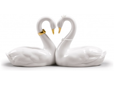 Endless Love Swans Figurine. Golden Luster