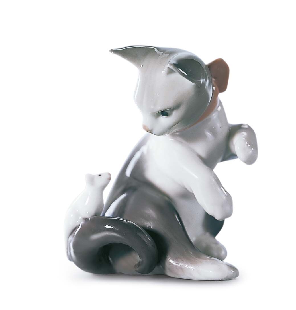 Cat and Mouse Figurine 3 Cat and Mouse Figurine 3