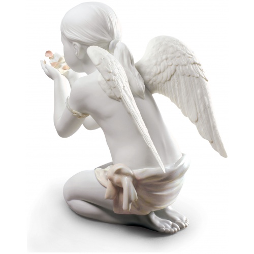 A Fantasy Breath Angel Figurine 5