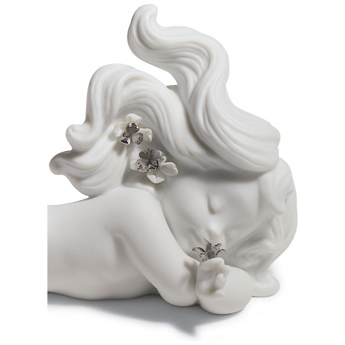 Day Dreaming at Sea Mermaid Figurine. Silver Lustre 5