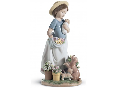 A Romp in The Garden Girl Figurine Type 626