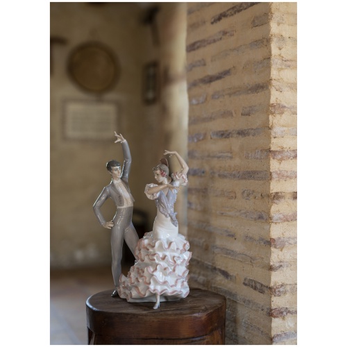 A Passionate Dance Flamenco Couple Figurine 5