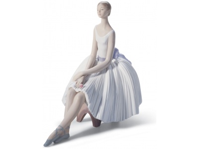 Refinement Ballet Woman Figurine