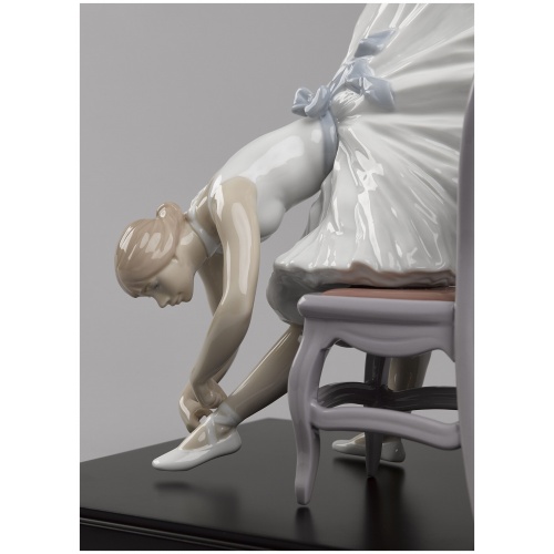 Backstage Ballet Figurine. Limited Edition 7