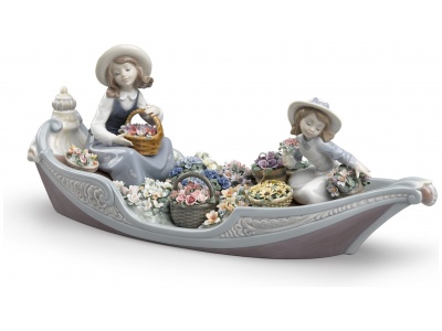 Flowers Forever Girls Sculpture