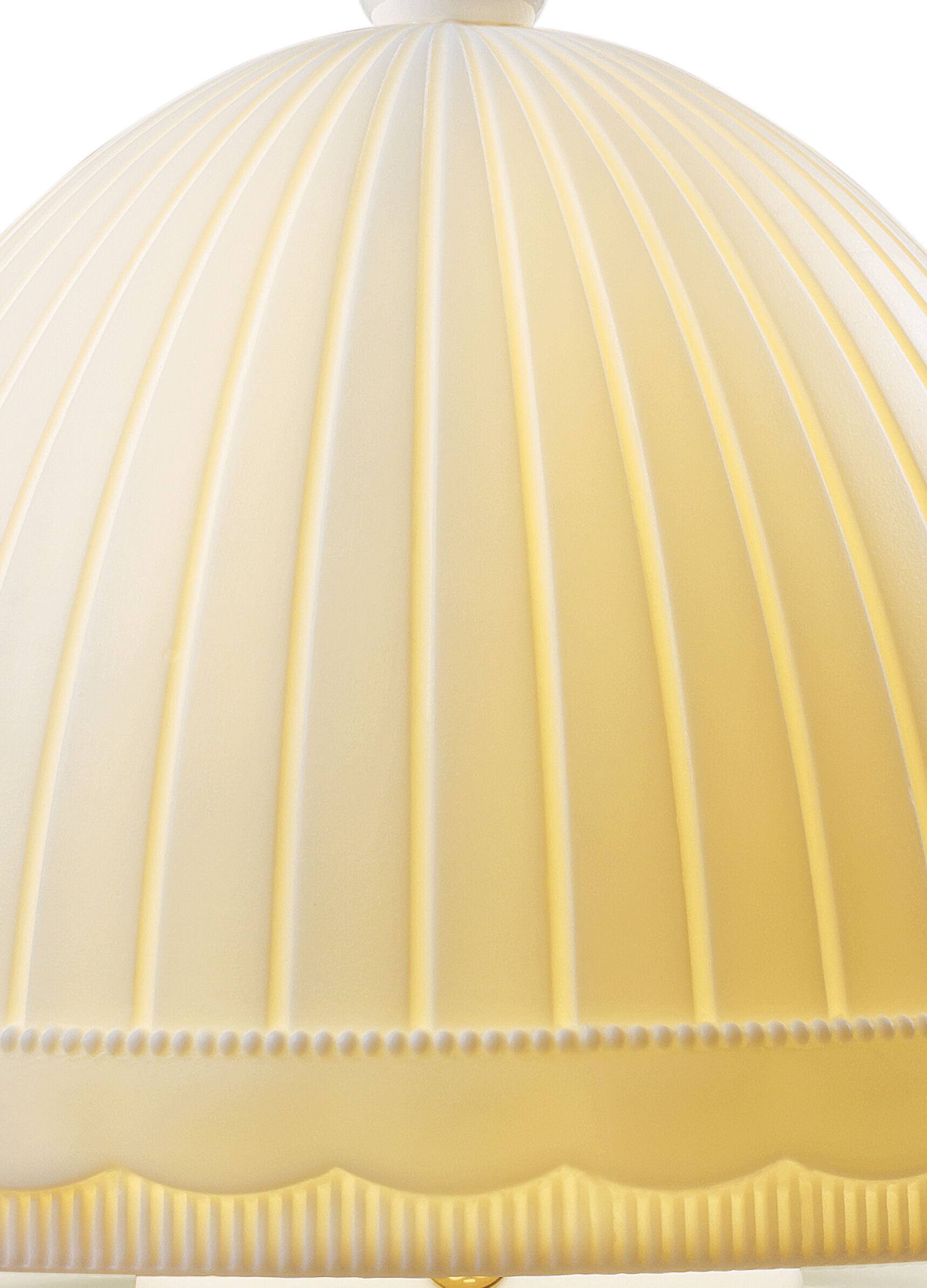 Mademoiselle Elisabeth Table Lamp (UK) 8 Mademoiselle Elisabeth Table Lamp (UK) 8