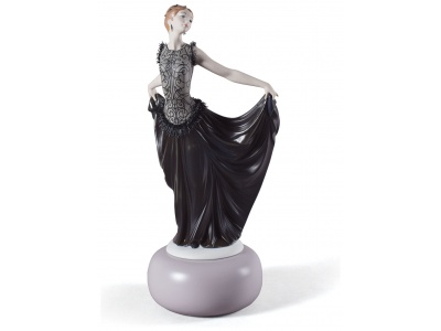 Haute Allure Exquisite Creation Woman Figurine. Limited Edition