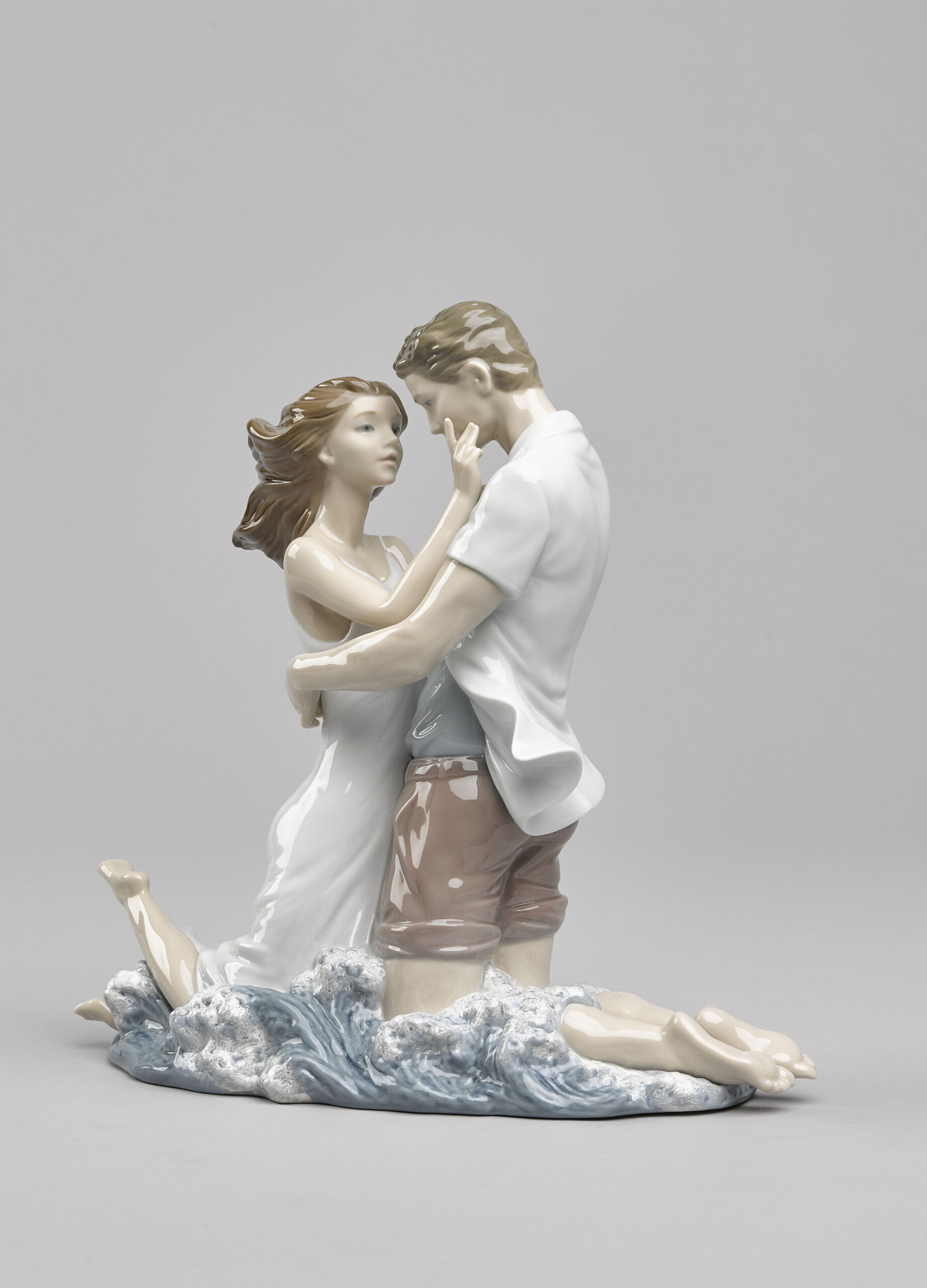 The Thrill of Love Couple Figurine 9 The Thrill of Love Couple Figurine 9