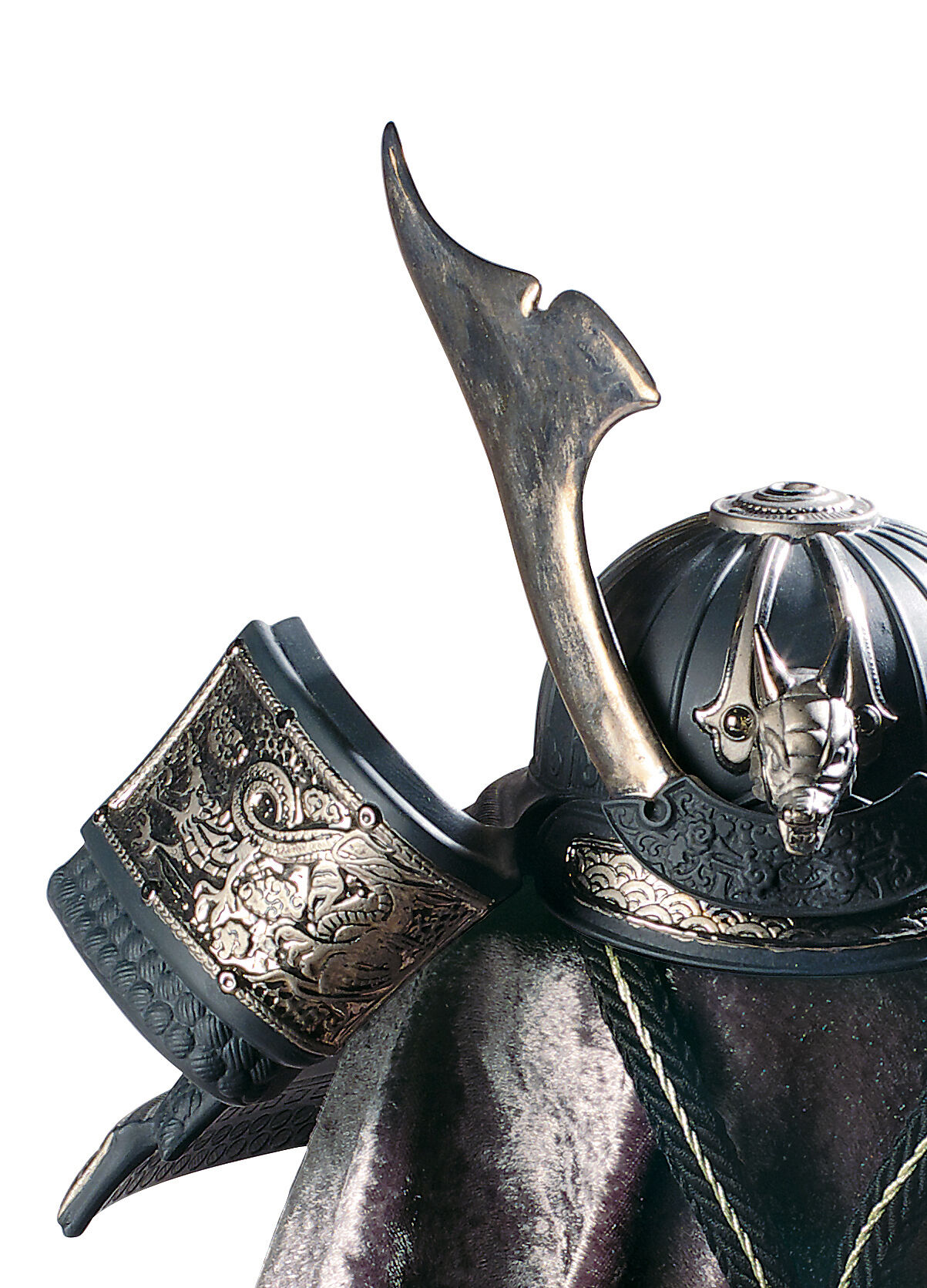 Dragon Samurai Helmet Figurine. Silver Lustre 5 Dragon Samurai Helmet Figurine. Silver Lustre 5