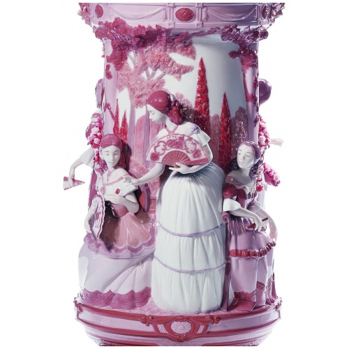 Ladies in The Garden Vase. Limited Edition 5