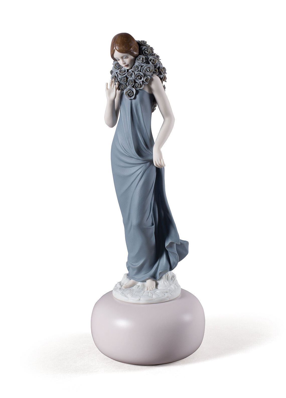 Haute Allure Sophisticated Elegance Woman Figurine. Limited Edition 3 Haute Allure Sophisticated Elegance Woman Figurine. Limited Edition 3