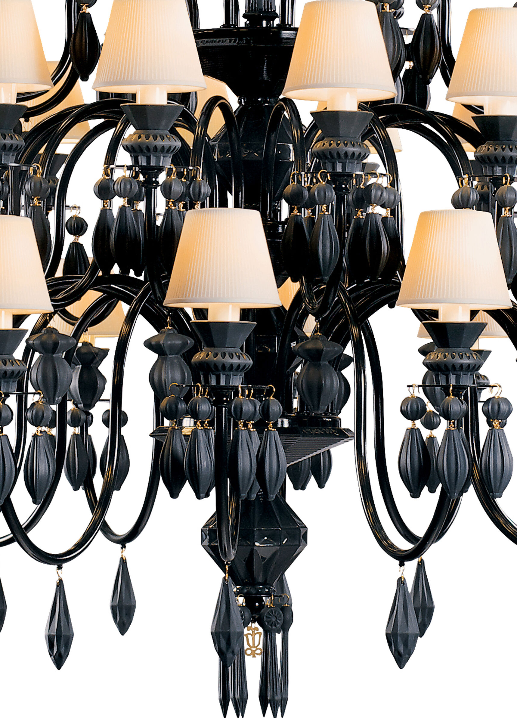 Belle de Nuit 40 Lights Chandelier. Absolute Black (CE/UK) 8 Belle de Nuit 40 Lights Chandelier. Absolute Black (CE/UK) 8