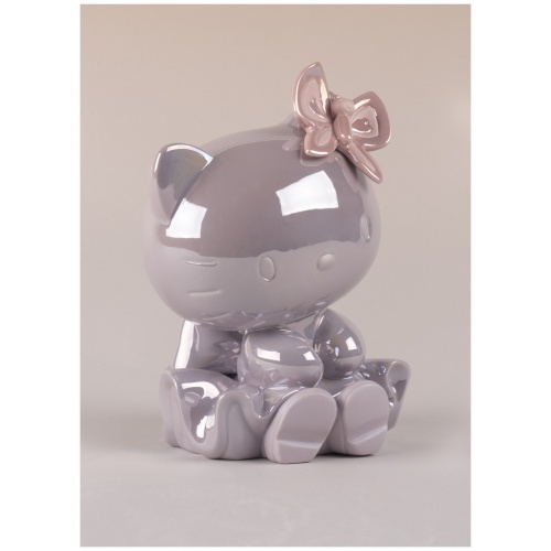 Hello Kitty Figurine 6