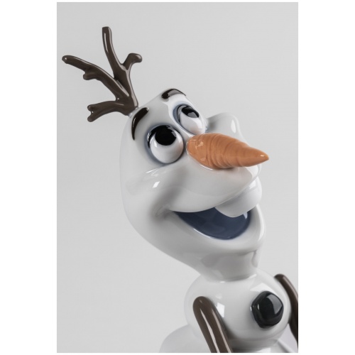 Olaf Figurine 8