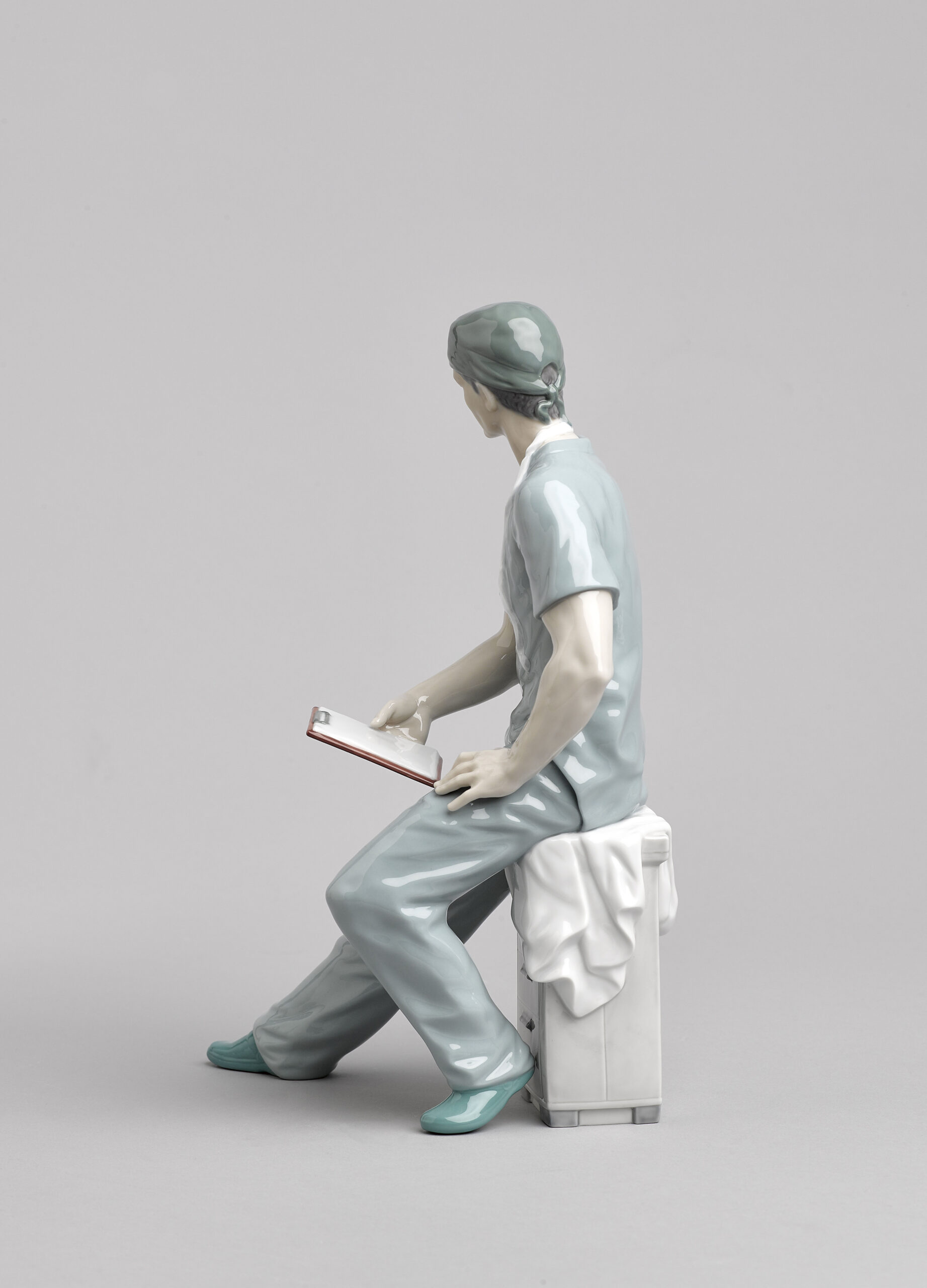 Surgeon Figurine 8 Surgeon Figurine 8