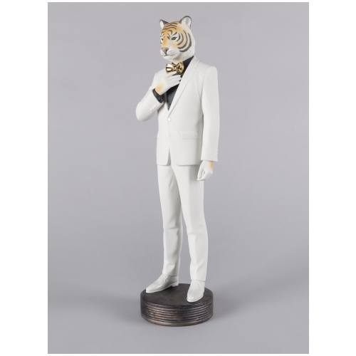 Tiger Man  Figurine 6